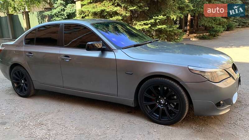 Седан BMW 5 Series 2007 в Кривому Розі