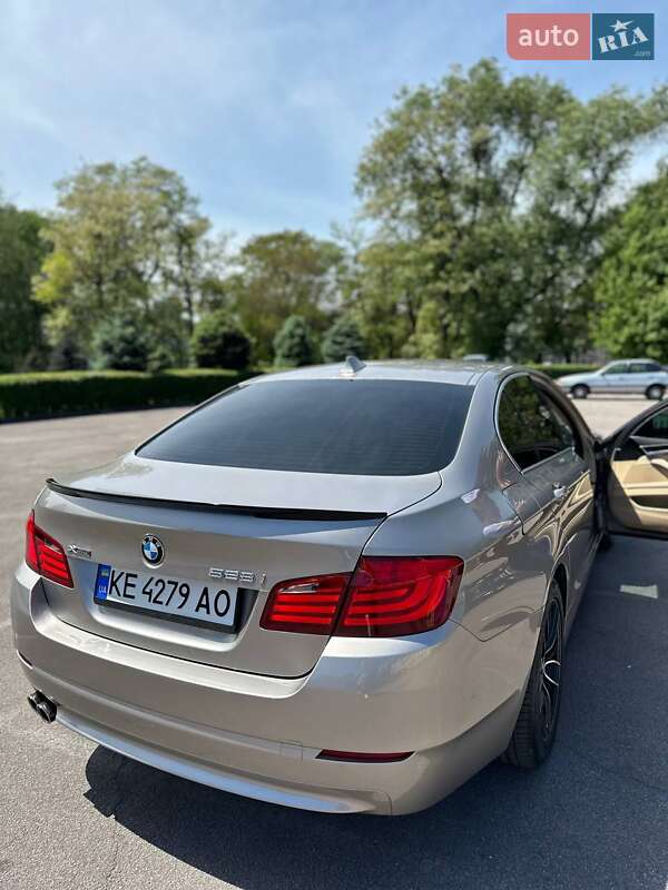 Седан BMW 5 Series 2013 в Кам'янському