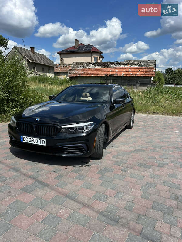 BMW 5 Series 2019