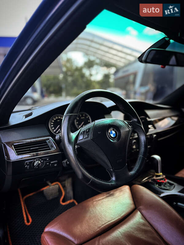 Седан BMW 5 Series 2004 в Кропивницькому фото 15 Седан BMW 5 Series 2004 в Кропивницькому