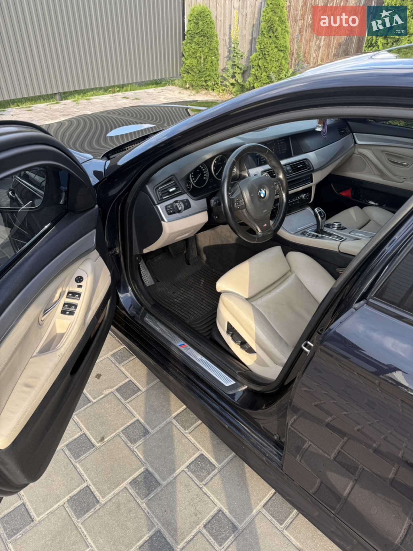 2011 BMW 5er - мініатюра 28