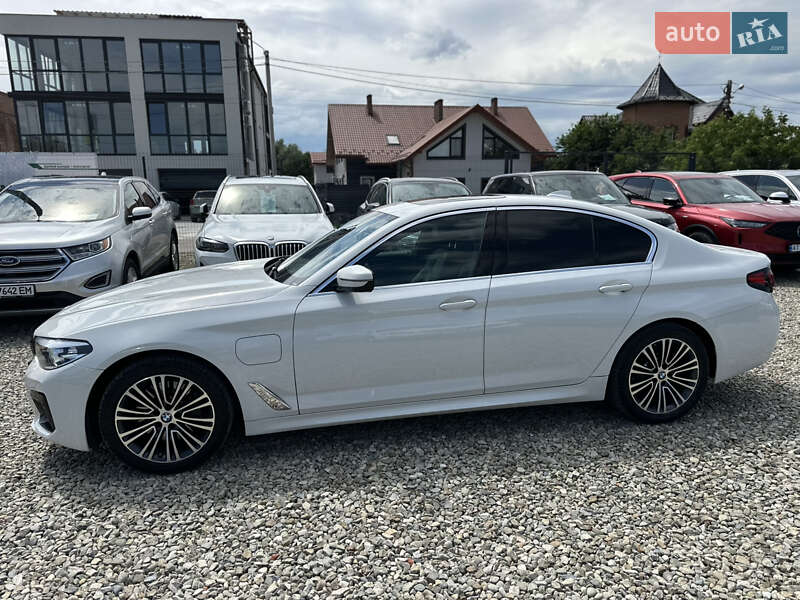 Седан BMW 5 Series 2019 в Івано-Франківську
