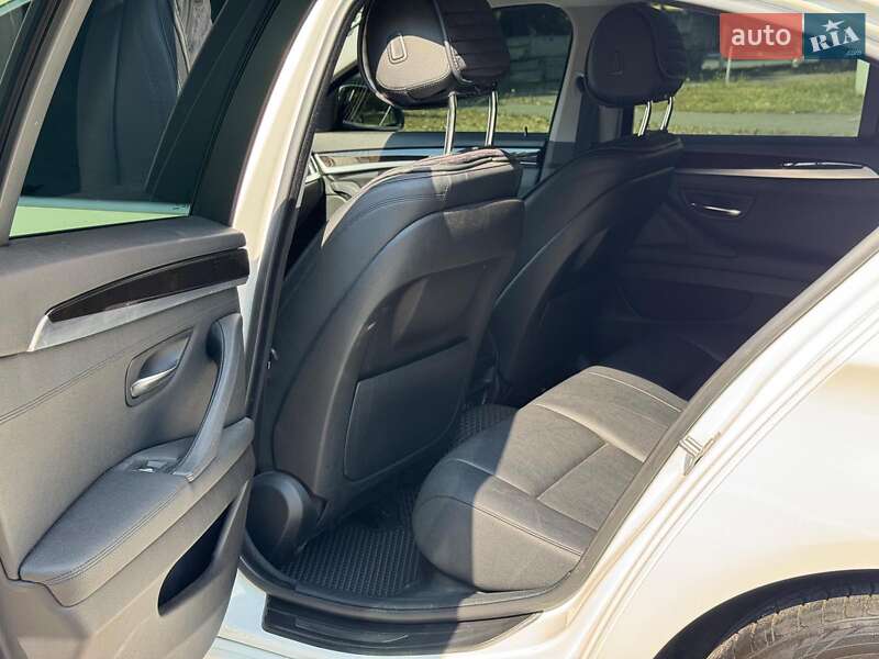 Седан BMW 5 Series 2015 в Запорожье