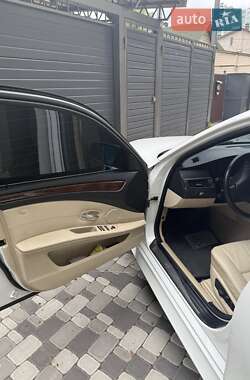 Седан BMW 5 Series 2009 в 