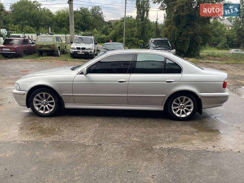 Седан BMW 5 Series 2002 в Харкові