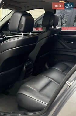 Седан BMW 5 Series 2012 в 