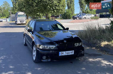 Універсал BMW 5 Series 2001 в Рівному