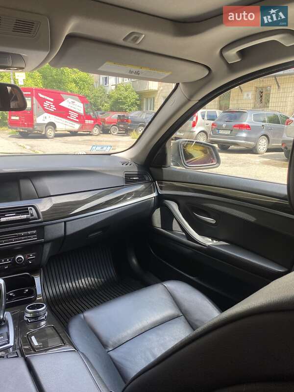 Седан BMW 5 Series 2012 в Коломиї