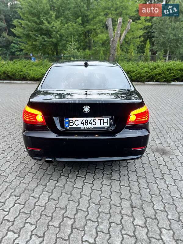 Седан BMW 5 Series 2008 в Львове