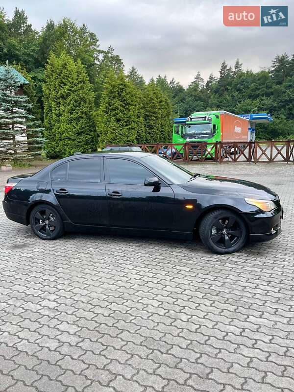 Седан BMW 5 Series 2008 в Львове