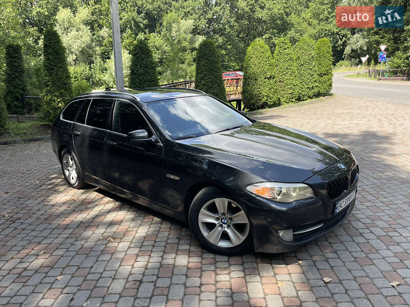BMW 5 Series 2011 BMW 5 Series 2011