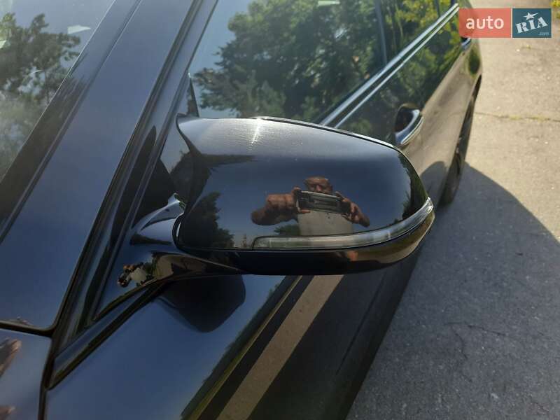 Седан BMW 5 Series 2014 в Кременчуці