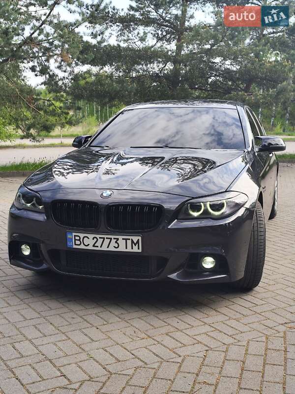 Седан BMW 5 Series 2014 в Трускавце