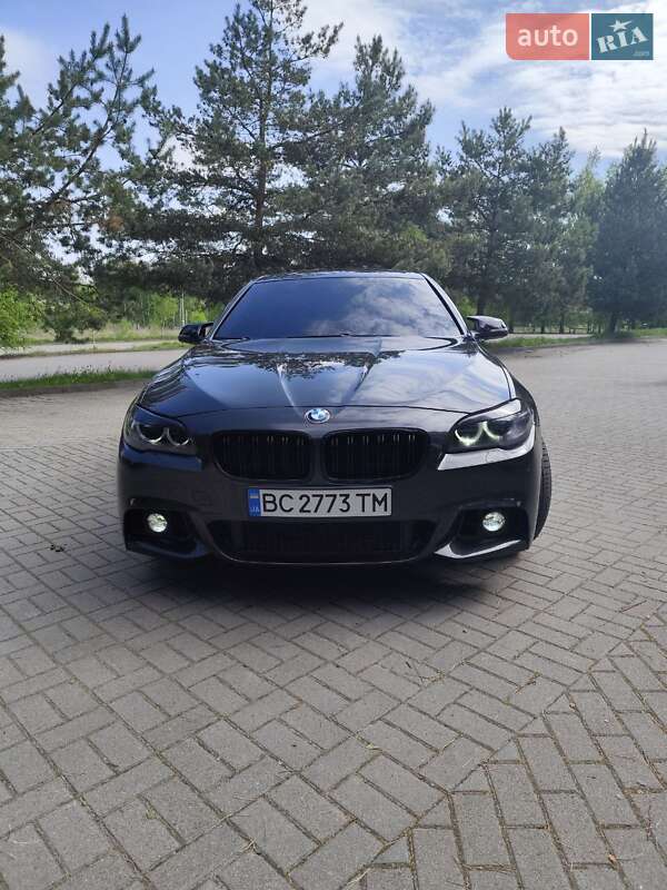Седан BMW 5 Series 2014 в Трускавце