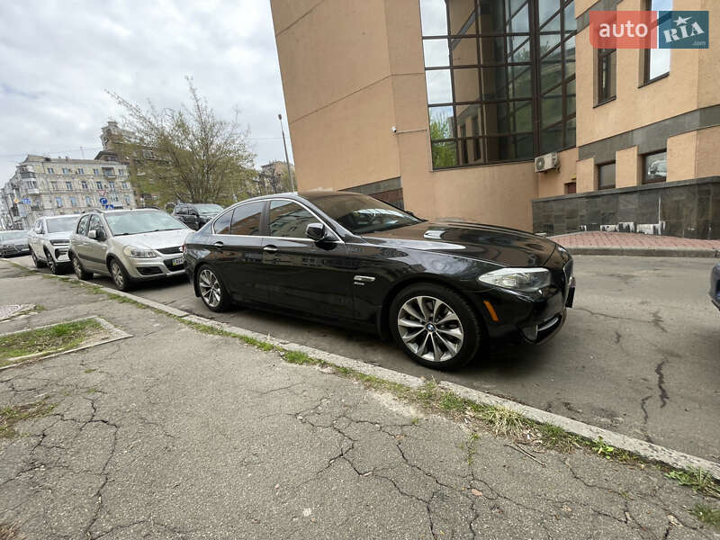 Седан BMW 5 Series 2012 в Києві