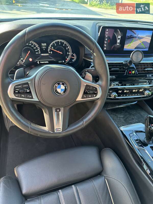 Седан BMW 5 Series 2017 в Киеве