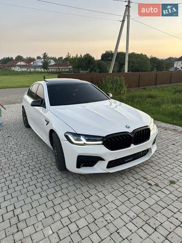 Седан BMW 5 Series 2012 в Коломые