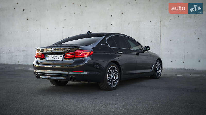 Седан BMW 5 Series 2018 в Киеве