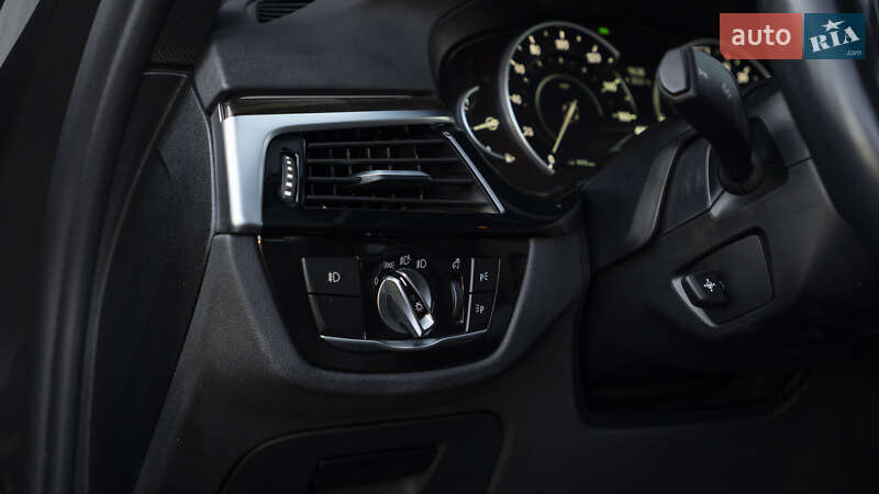 Седан BMW 5 Series 2018 в Киеве