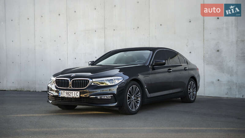 Седан BMW 5 Series 2018 в Киеве