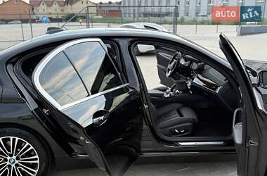 Седан BMW 5 Series 2018 в 