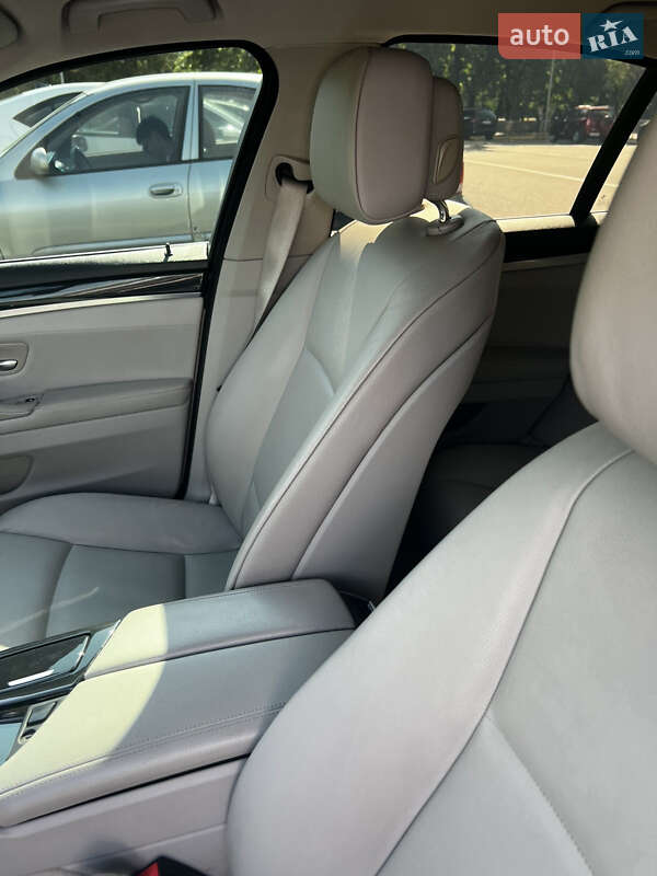 Седан BMW 5 Series 2011 в Кременчуге