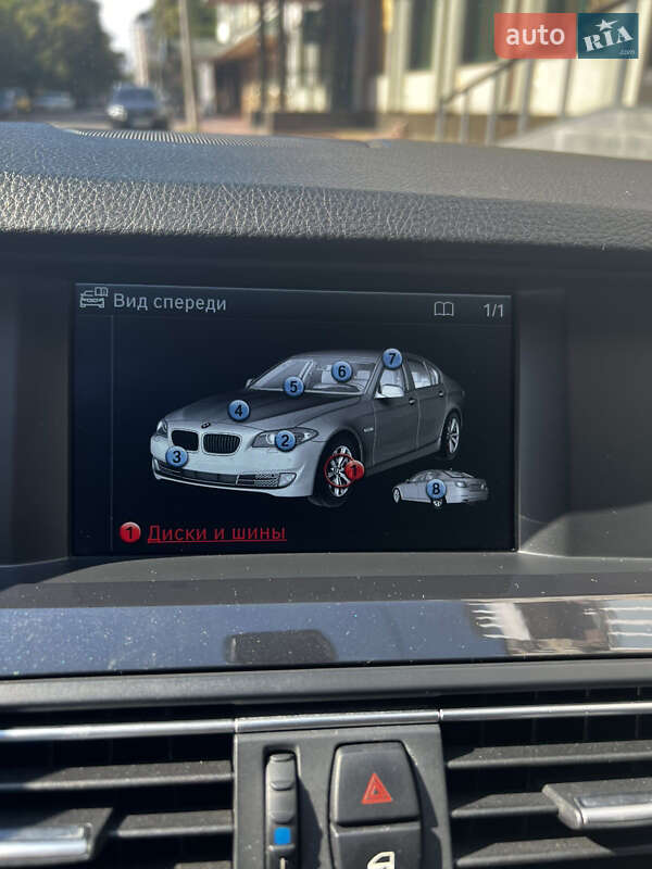 Седан BMW 5 Series 2011 в Кременчуге