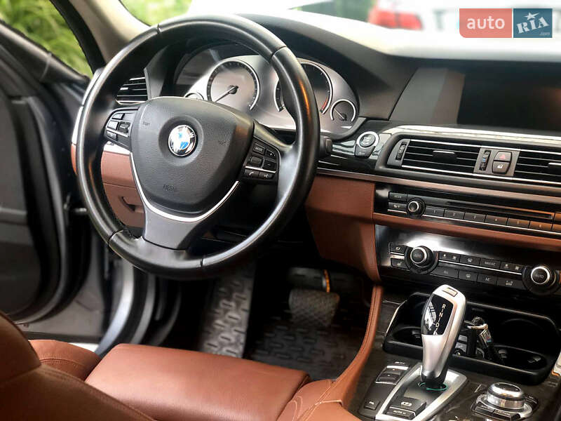 Седан BMW 5 Series 2013 в Виноградове