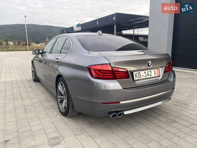 Седан BMW 5 Series 2013 в Виноградове