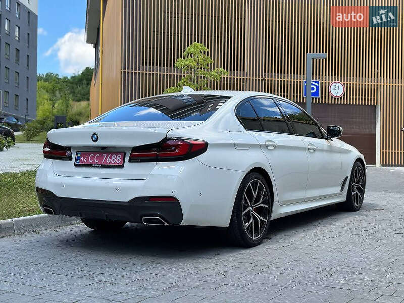 Седан BMW 5 Series 2020 в Львове