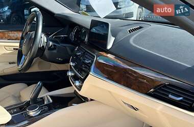Седан BMW 5 Series 2018 в 
