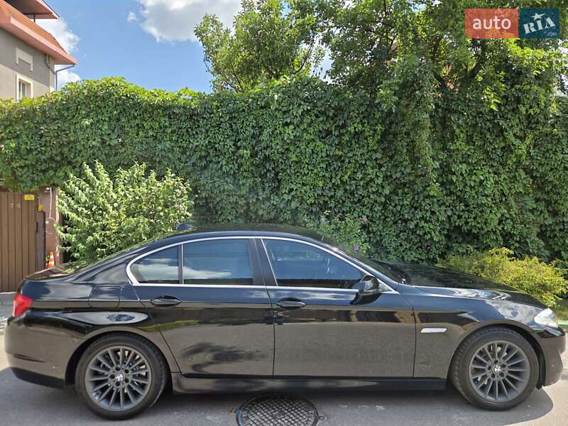 BMW 5 Series 2012