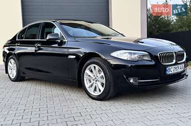 Седан BMW 5 Series 2013 в 