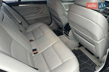 Седан BMW 5 Series 2012 в 