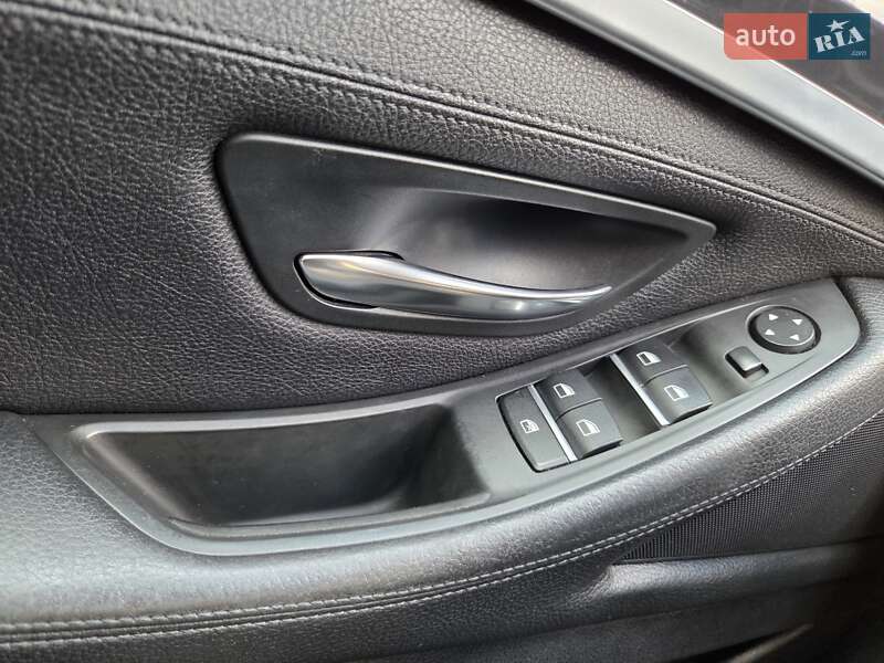 Седан BMW 5 Series 2012 в Києві фото 14 Седан BMW 5 Series 2012 в Києві