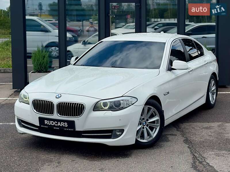 BMW 5 Series 2011