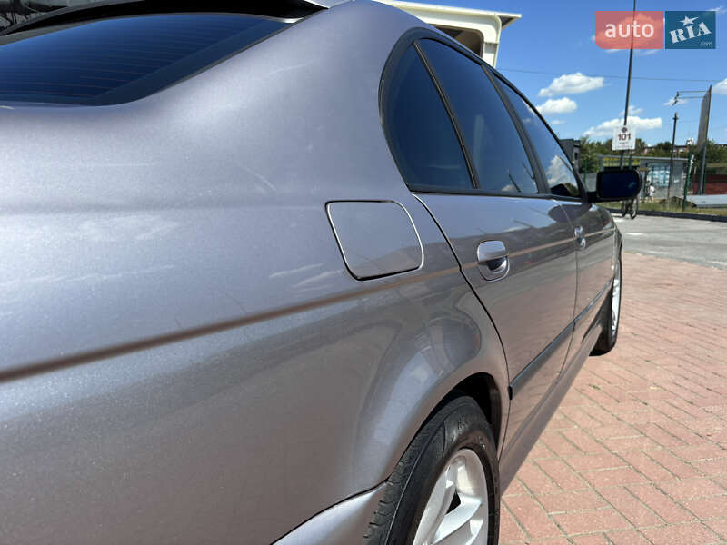 Седан BMW 5 Series 2001 в Знам'янці