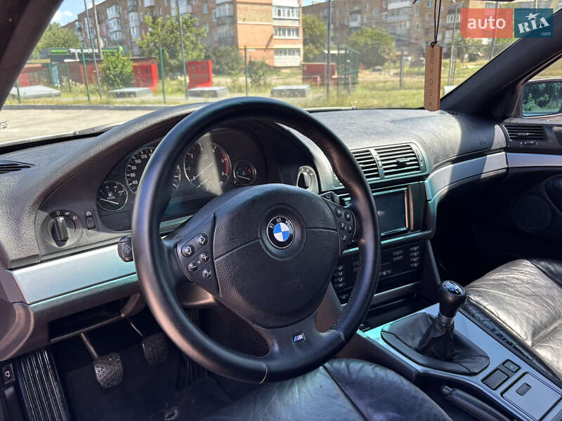 Седан BMW 5 Series 2001 в Знам'янці