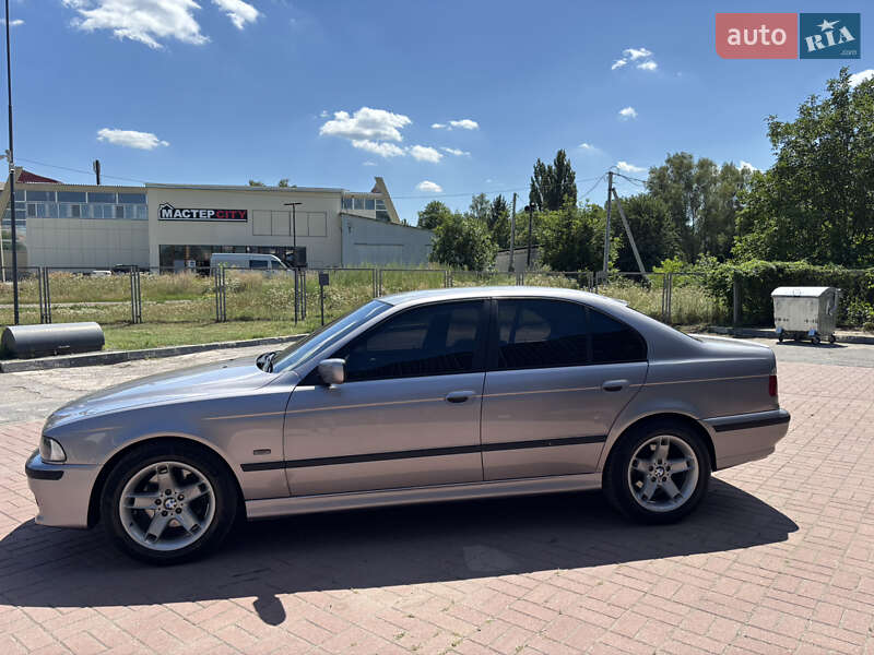 Седан BMW 5 Series 2001 в Знам'янці