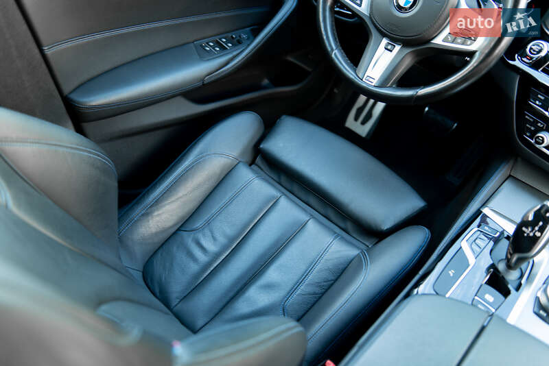 Седан BMW 5 Series 2020 в Мукачево