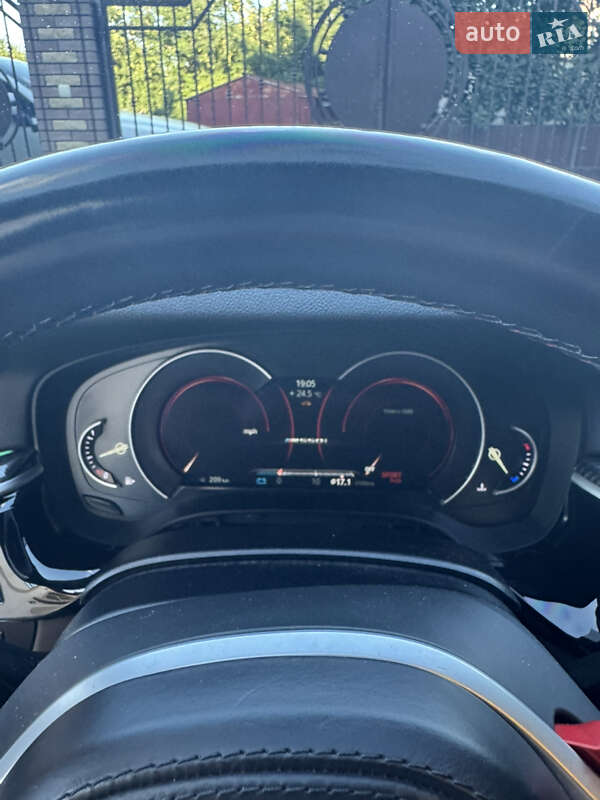 Седан BMW 5 Series 2017 в Черновцах