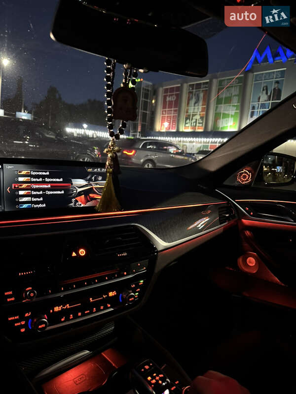 Седан BMW 5 Series 2017 в Черновцах