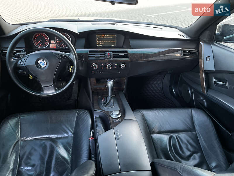 Седан BMW 5 Series 2004 в Ивано-Франковске