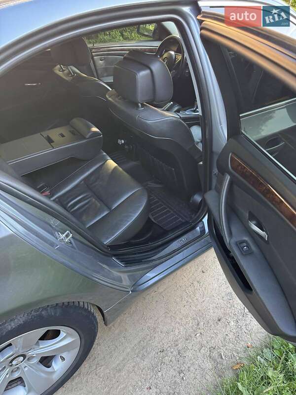 Седан BMW 5 Series 2008 в Калуше