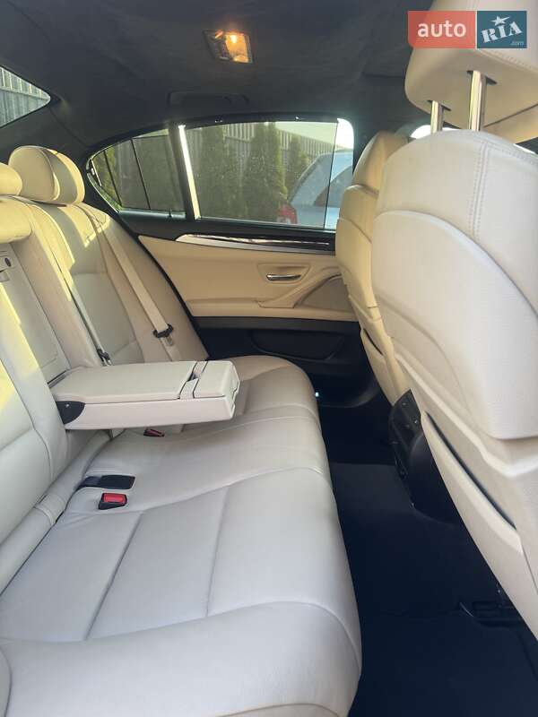 Седан BMW 5 Series 2011 в Хмельницькому