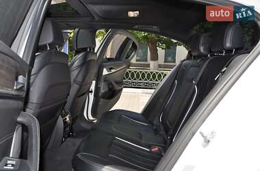 Седан BMW 5 Series 2018 в 
