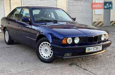 Седан BMW 5 Series 1993 в Одессе