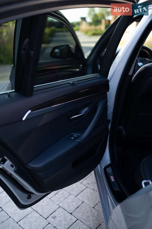 Седан BMW 5 Series 2013 в Львове