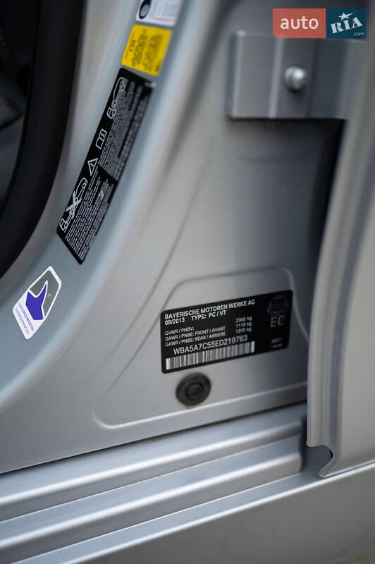 Седан BMW 5 Series 2013 в Львове