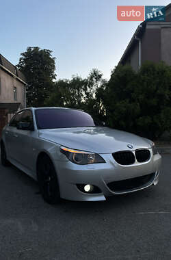 Седан BMW 5 Series 2004 в Києві